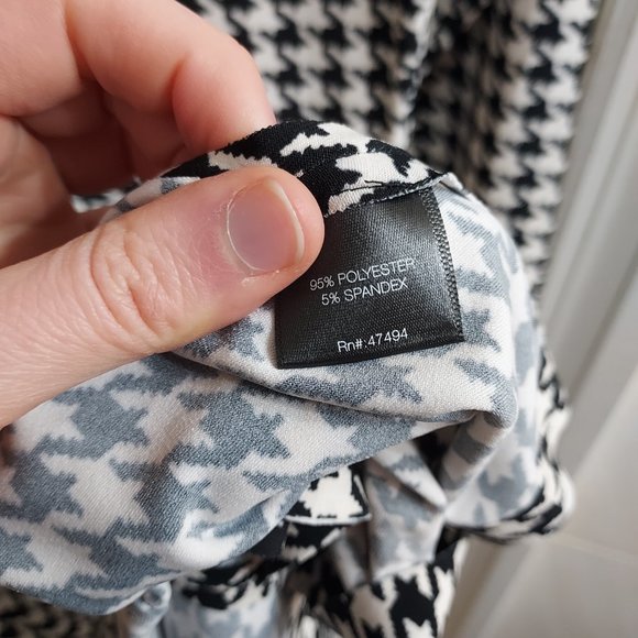 NORMA KAMALI Black White Check Long Sleeve Crew Fishtail Dress - Picture 4 of 8